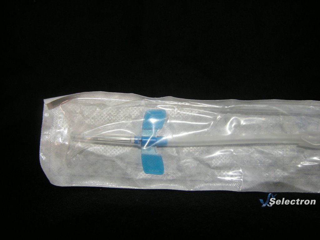 Safety Fistula Needle (item #3)